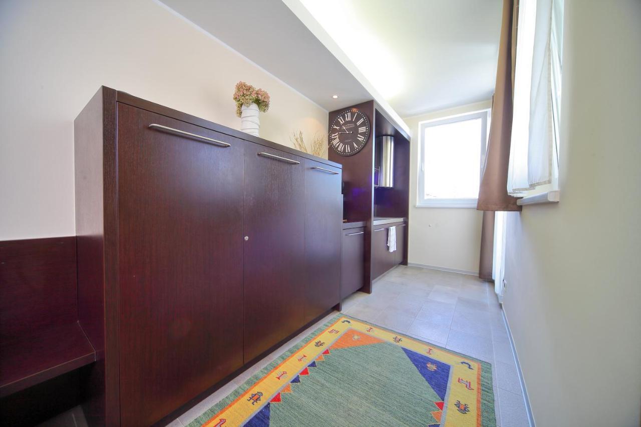 Apartma Anka *** Краньска Гора Экстерьер фото
